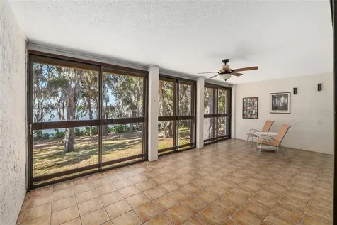 2674 SW 14th Drive Gainesville FL 32608