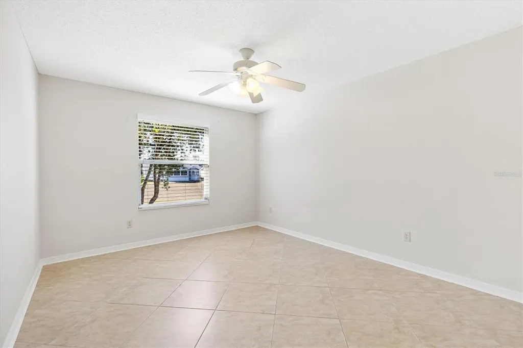 17109 SE 93rd Yondel Circle The Villages FL 32162