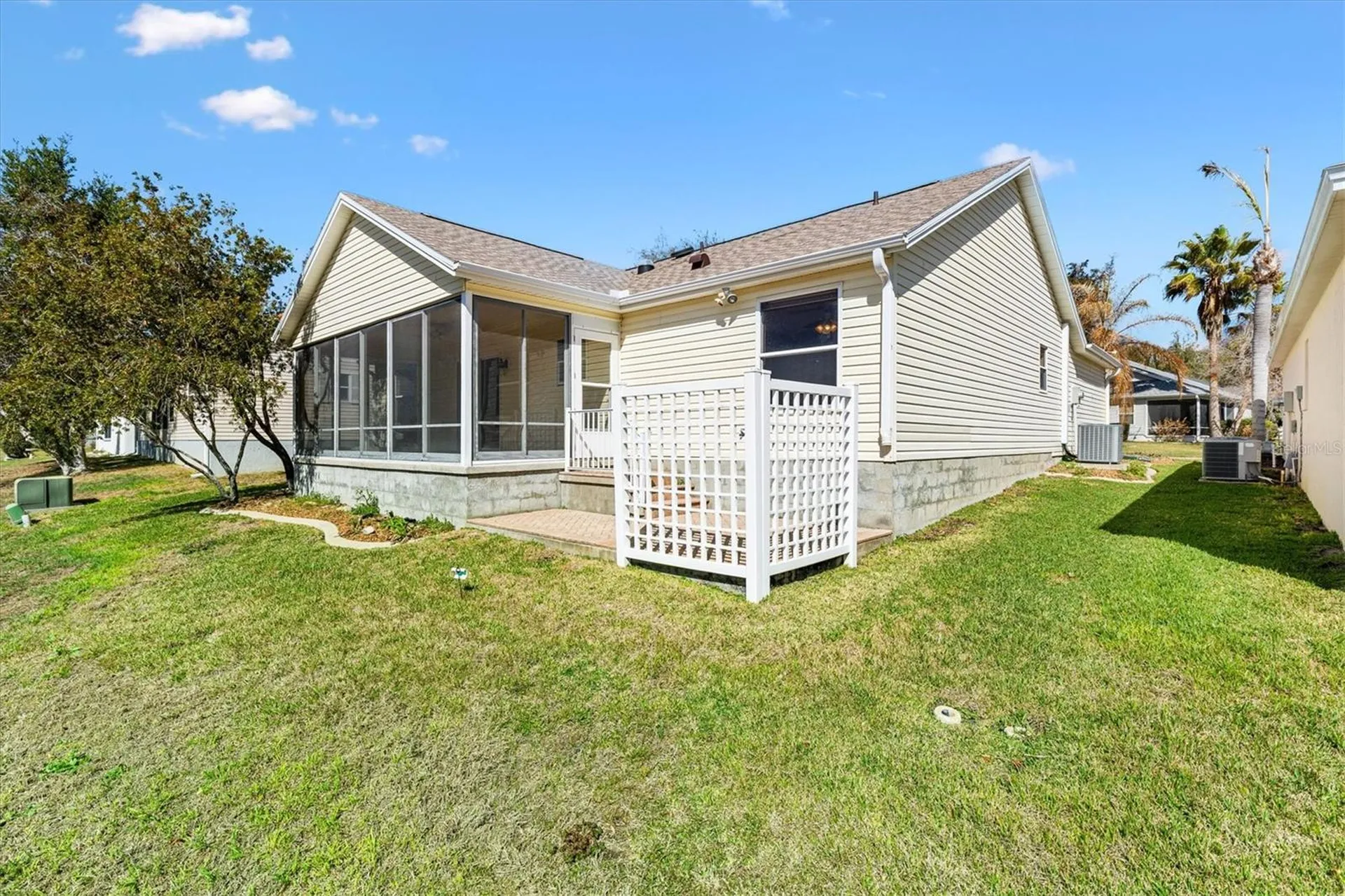 17109 SE 93rd Yondel Circle The Villages FL 32162
