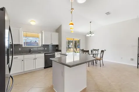 17109 SE 93rd Yondel Circle The Villages FL 32162