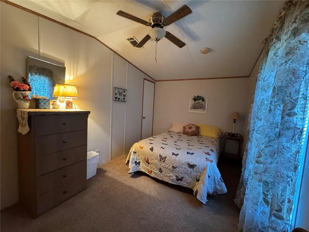 320 E 8th Street Frostproof FL 33843