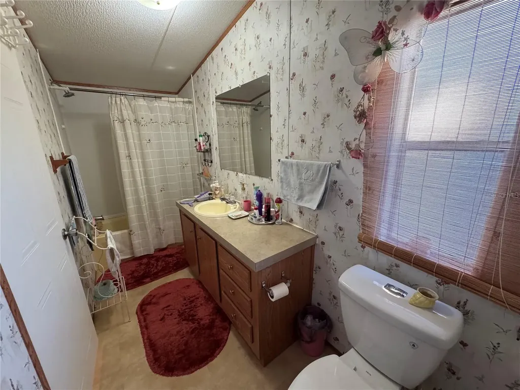 320 E 8th Street Frostproof FL 33843