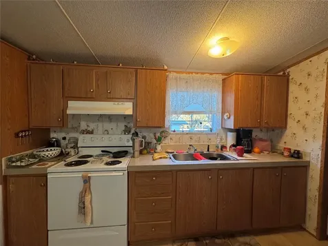 320 E 8th Street Frostproof FL 33843