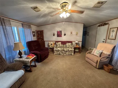 320 E 8th Street Frostproof FL 33843