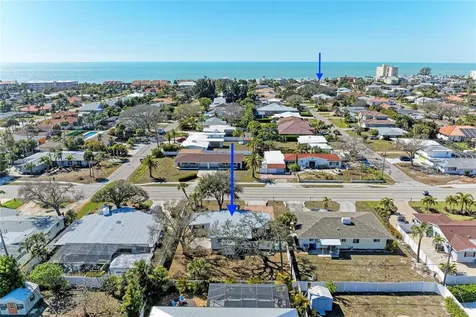 817 Harbor Drive S Venice FL 34285