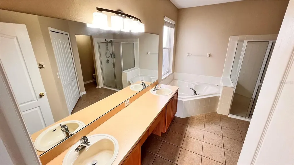 9906 Shadow Creek Drive Orlando FL 32832