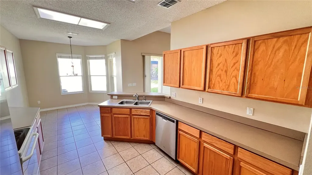 9906 Shadow Creek Drive Orlando FL 32832