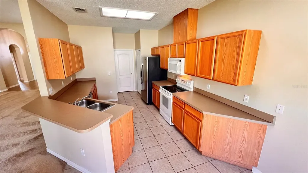 9906 Shadow Creek Drive Orlando FL 32832