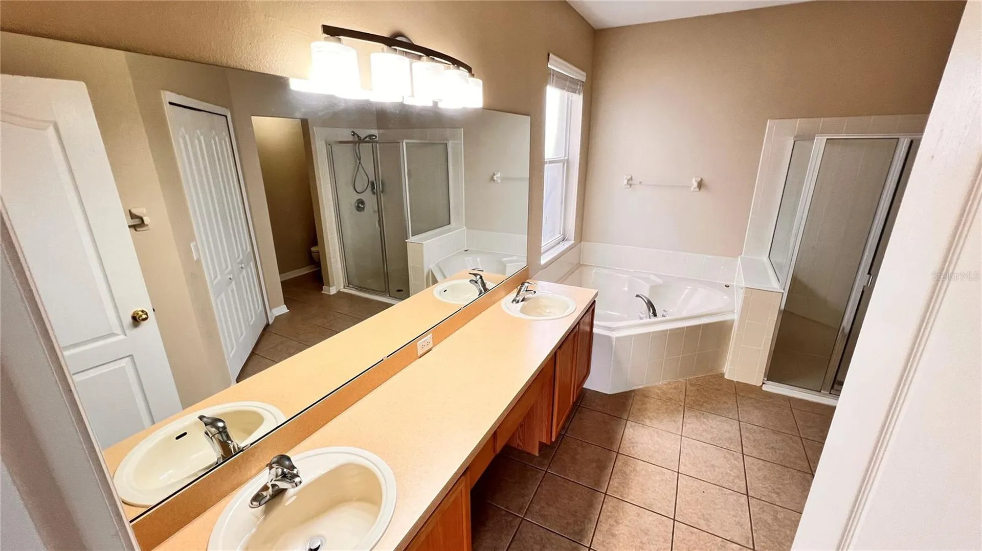 9906 Shadow Creek Drive Orlando FL 32832