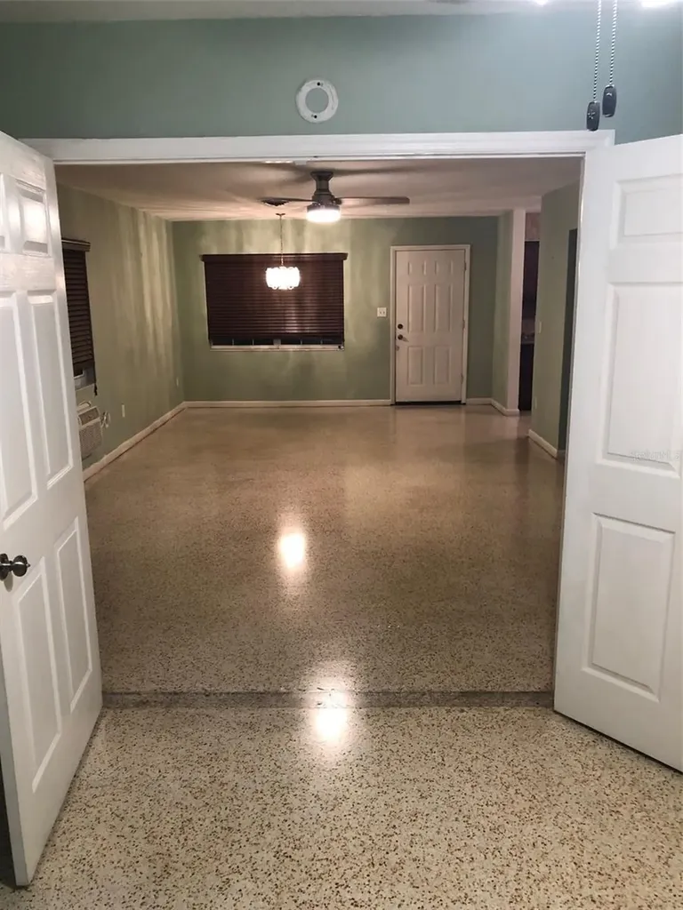 401 S Nimbus Avenue Clearwater FL 33765