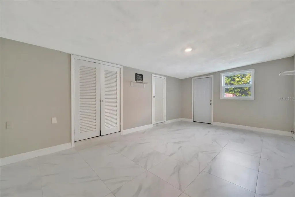 6607 Georgia Avenue Bradenton FL 34207