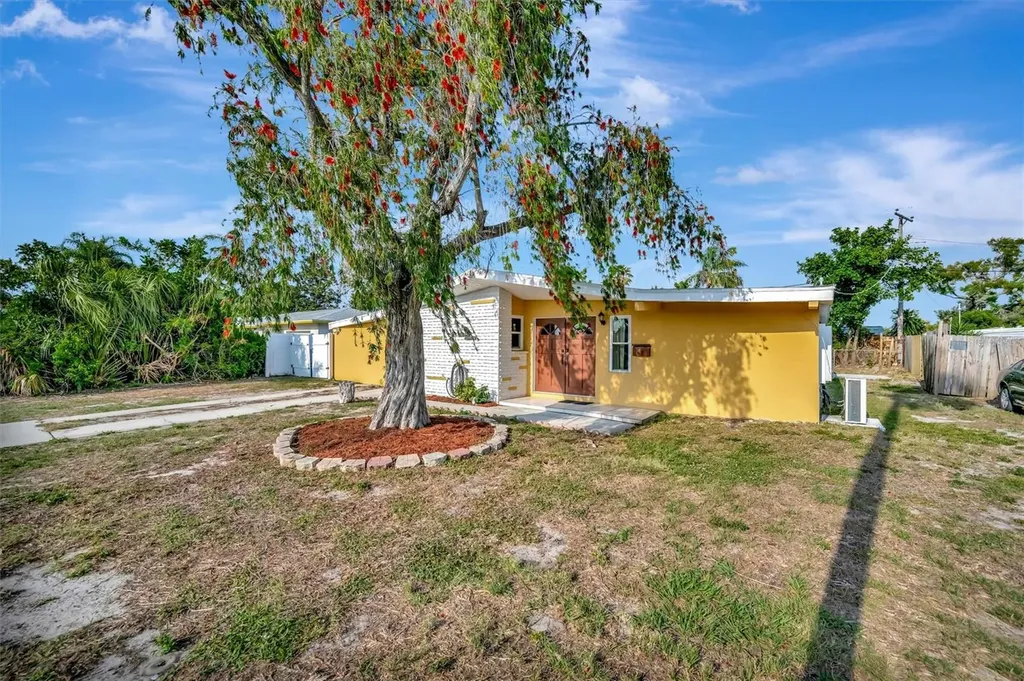 6607 Georgia Avenue Bradenton FL 34207