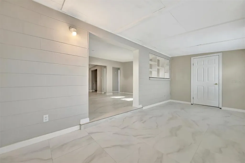 6607 Georgia Avenue Bradenton FL 34207