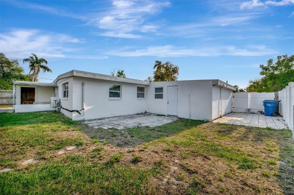 6607 Georgia Avenue Bradenton FL 34207