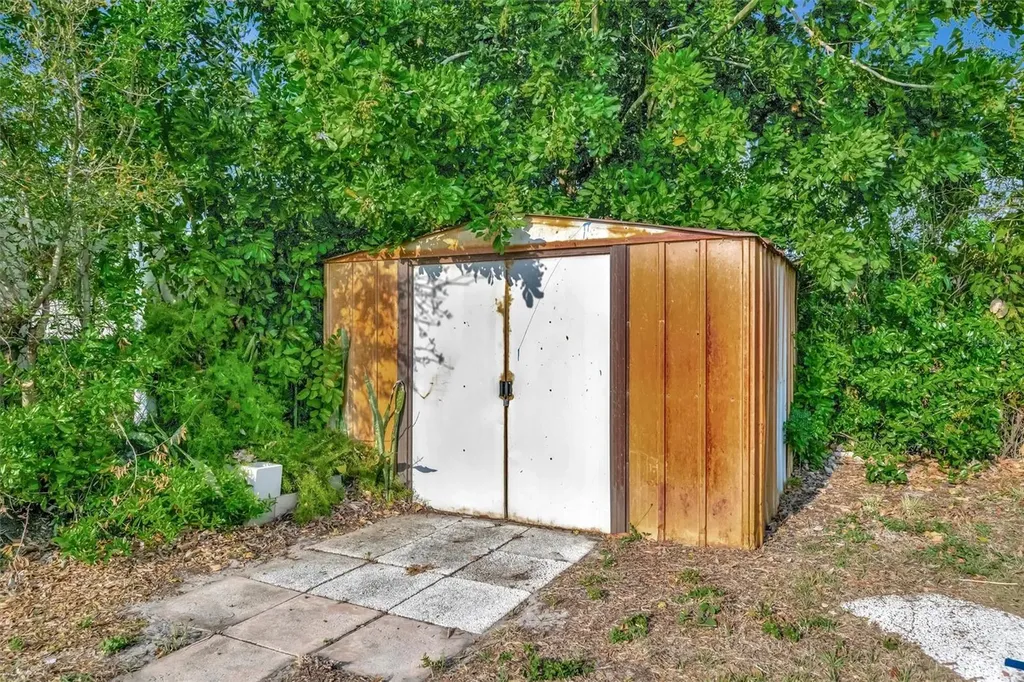 6607 Georgia Avenue Bradenton FL 34207