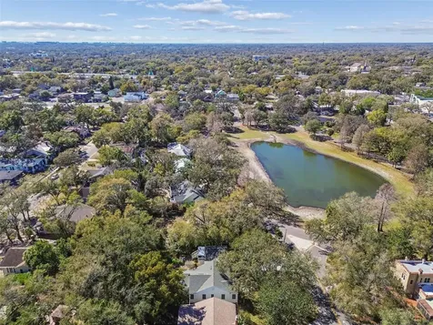 1003 E Clifton Street Tampa FL 33604