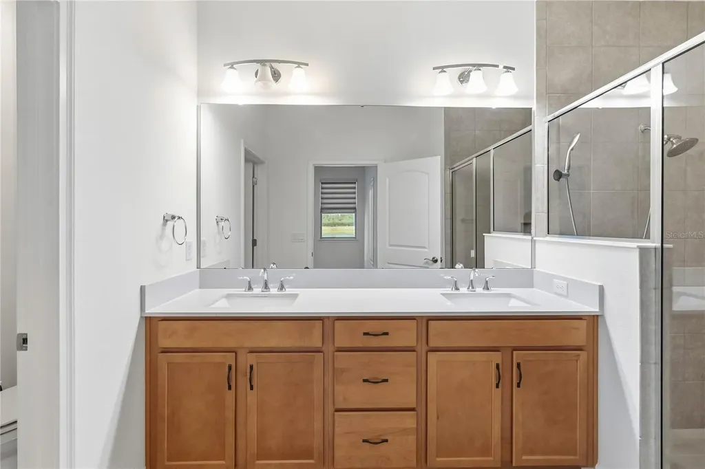 3100 Crispin Circle Harmony FL 34773