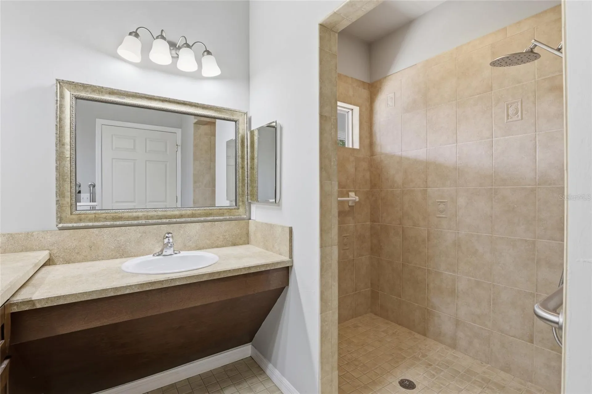 9733 SW 104th Lane Gainesville FL 32608
