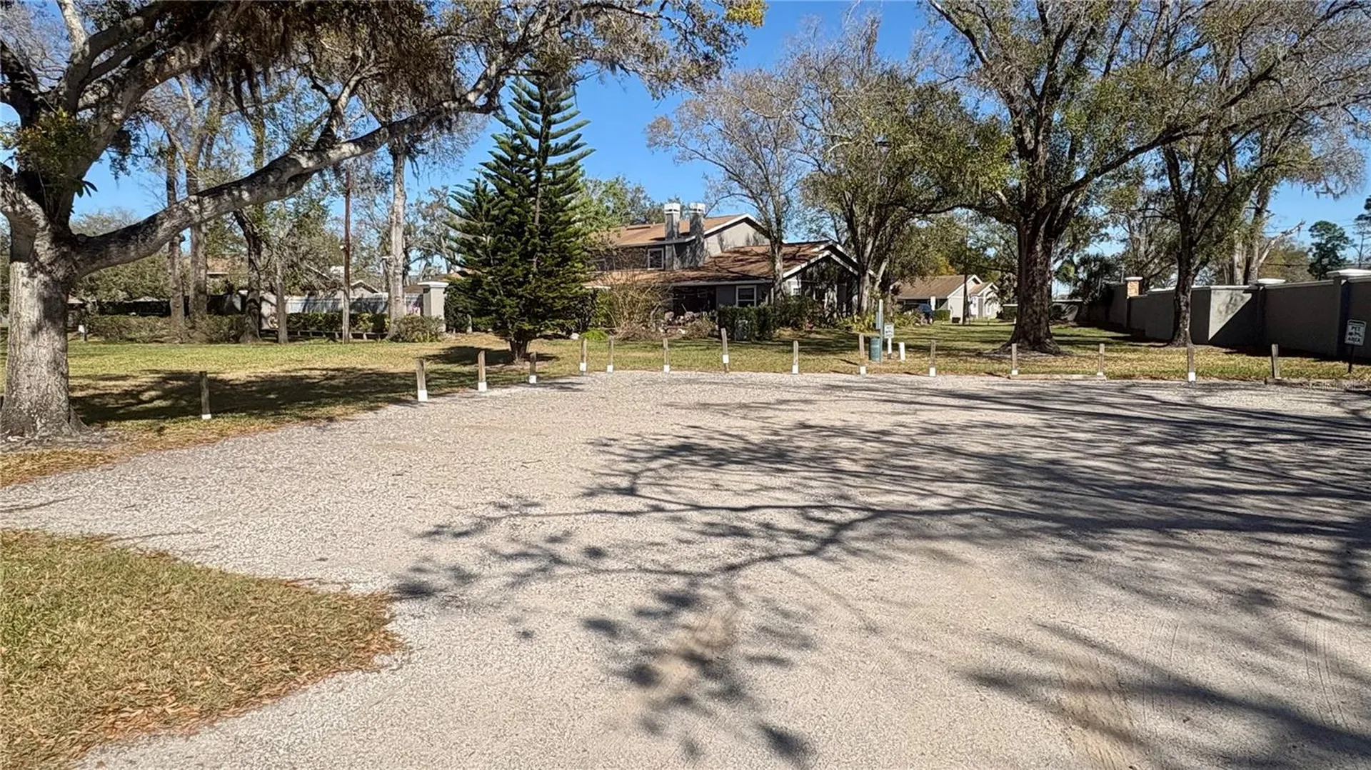 10121 Lake Oak Circle Tampa FL 33624