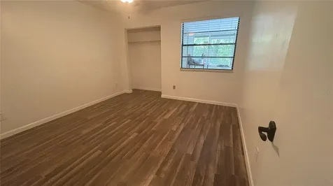 10121 Lake Oak Circle Tampa FL 33624
