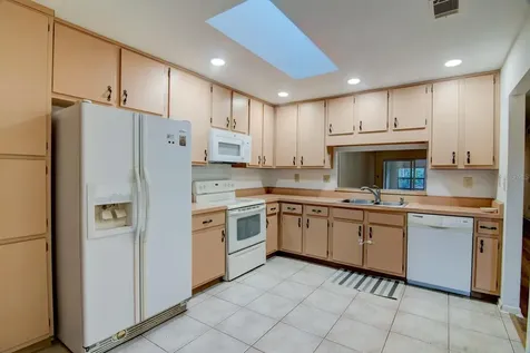 1628 NW 19th Circle Gainesville FL 32605