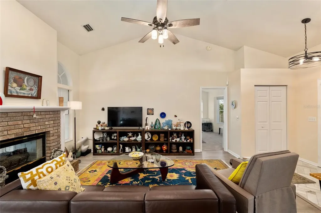 2333 NW 41st Avenue Gainesville FL 32605