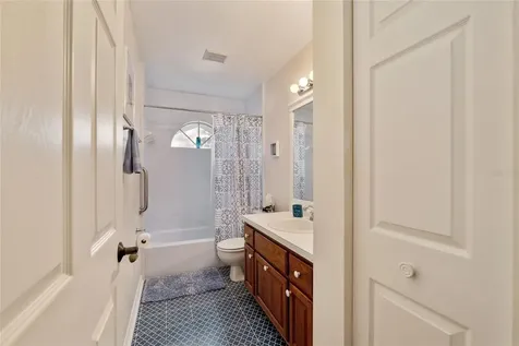 2333 NW 41st Avenue Gainesville FL 32605