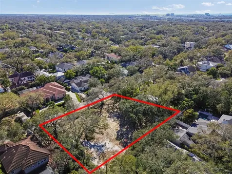3015 W Fair Oaks Avenue Tampa FL 33611