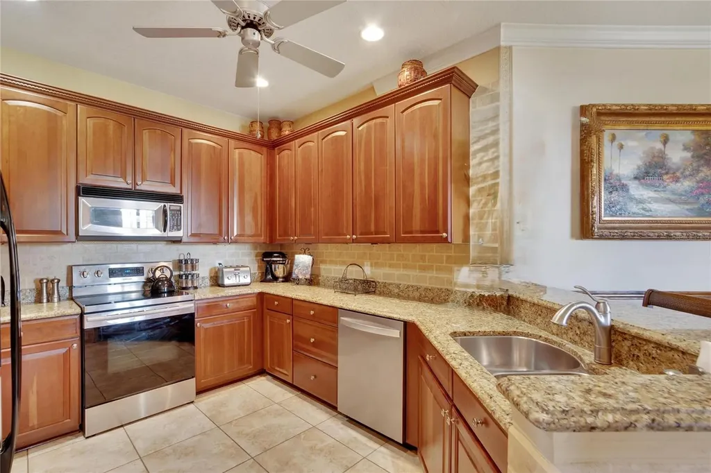 204 Mystic Falls Drive Apollo Beach FL 33572