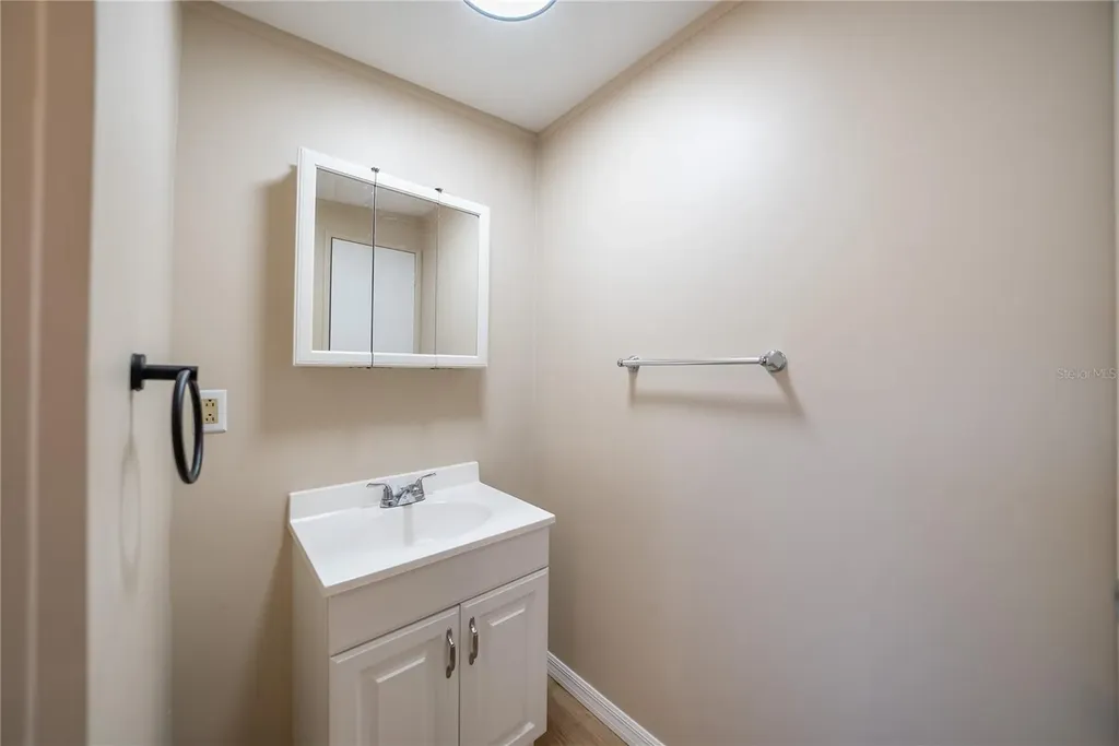 105 NE 66th Court Ocala FL 34470