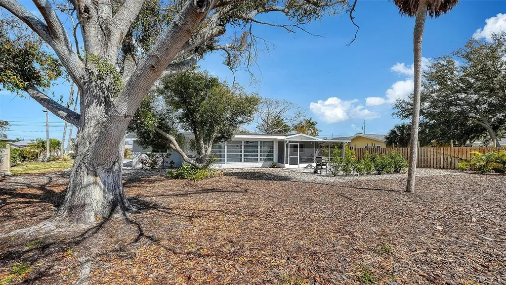 447 N Shore Drive Osprey FL 34229