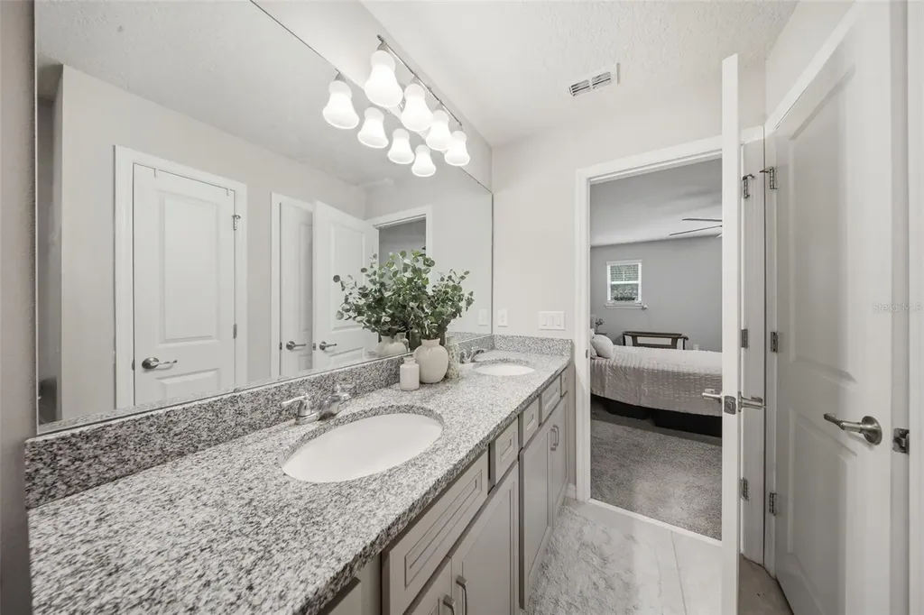 2117 Gopher Tortoise Terrace Oakland FL 34787