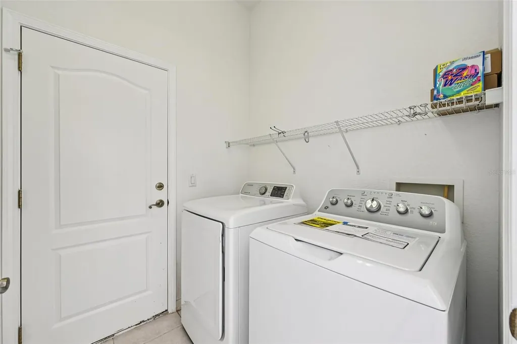 819 Regal Manor Way Sun City Center FL 33573