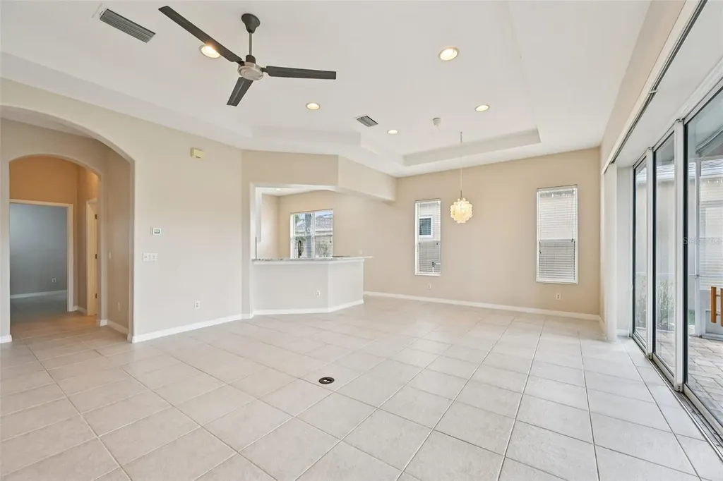 819 Regal Manor Way Sun City Center FL 33573