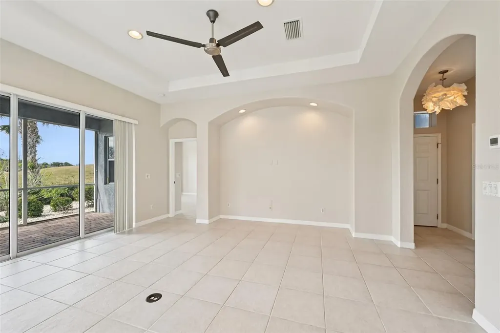 819 Regal Manor Way Sun City Center FL 33573
