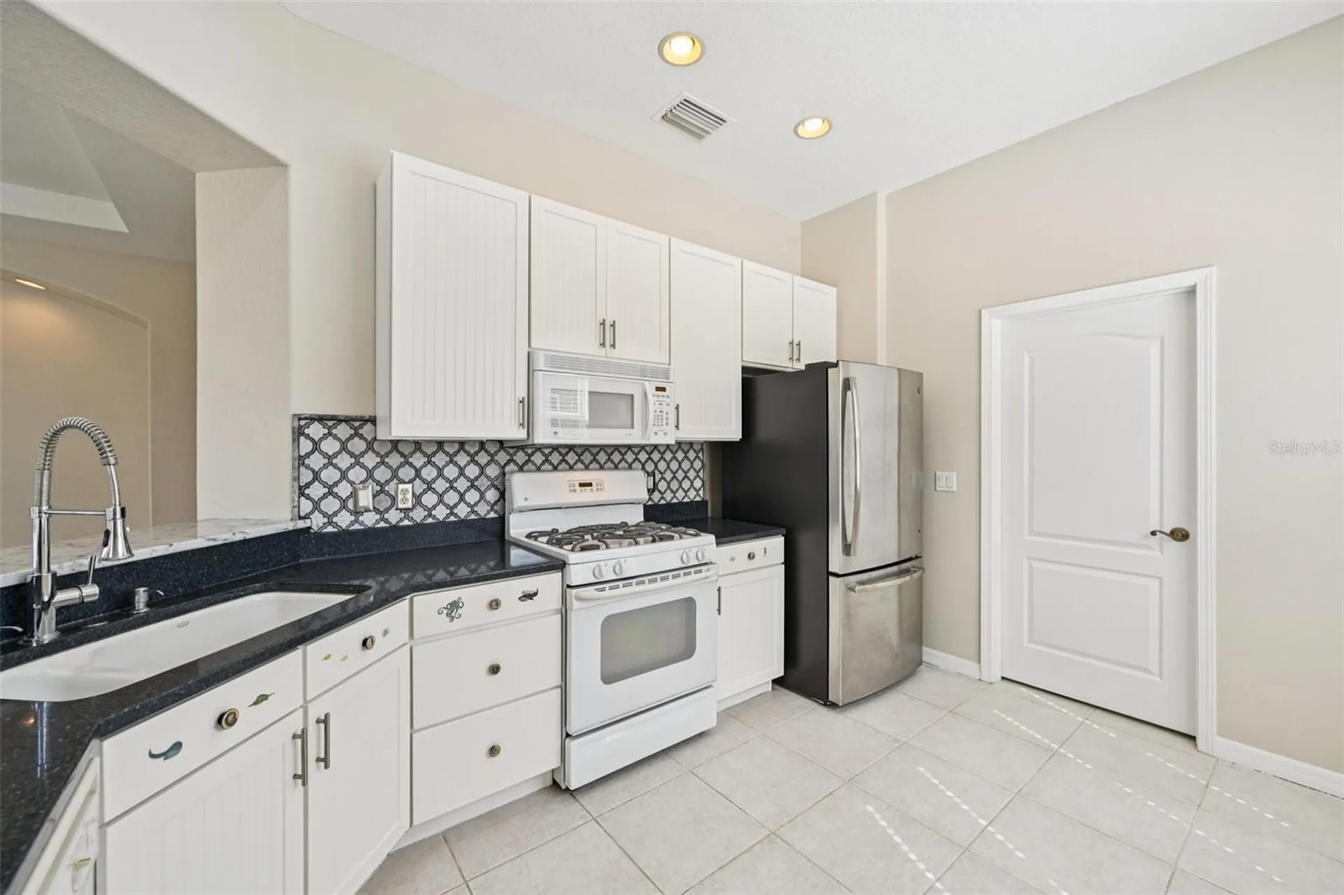 819 Regal Manor Way Sun City Center FL 33573