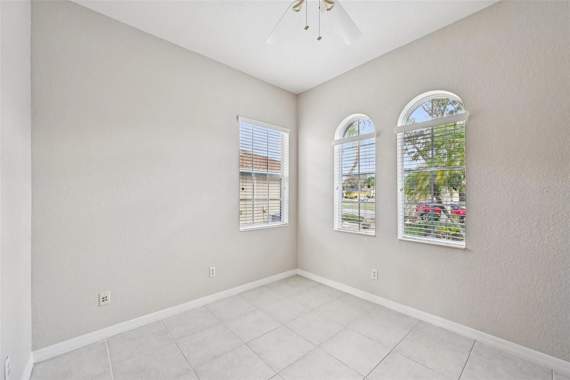 819 Regal Manor Way Sun City Center FL 33573