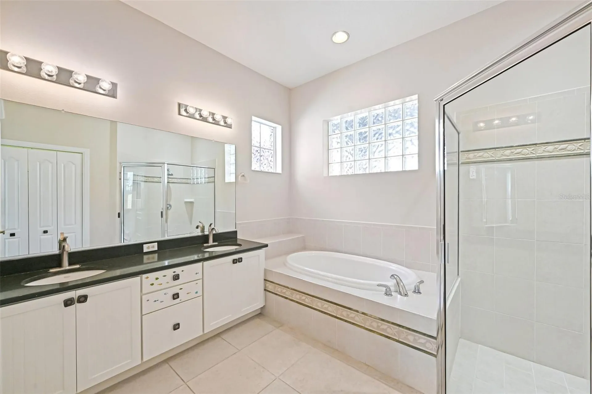 819 Regal Manor Way Sun City Center FL 33573