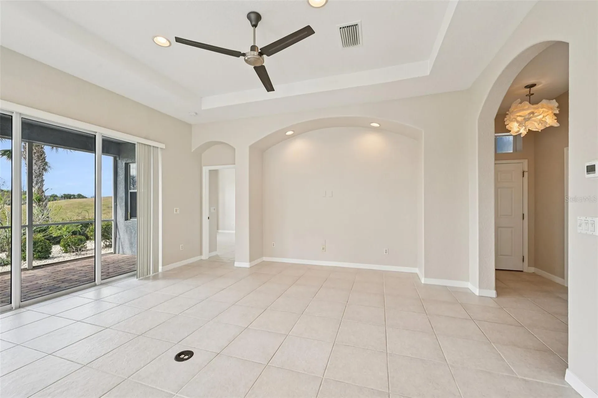 819 Regal Manor Way Sun City Center FL 33573