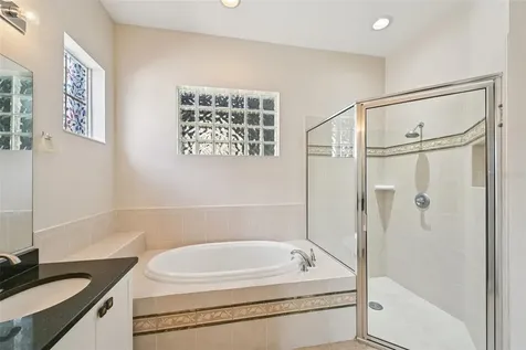 819 Regal Manor Way Sun City Center FL 33573