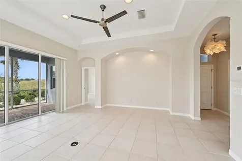 819 Regal Manor Way Sun City Center FL 33573