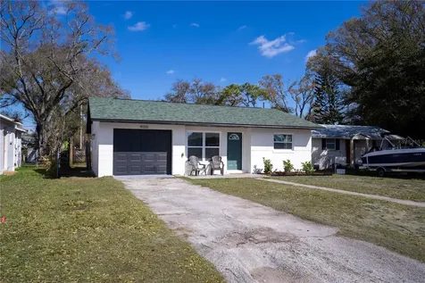 4065 39th Avenue N St Petersburg FL 33714