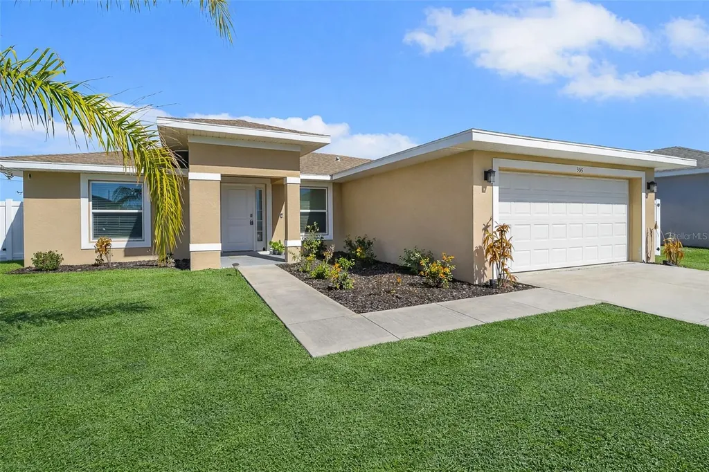 305 Fern Court Kissimmee FL 34759