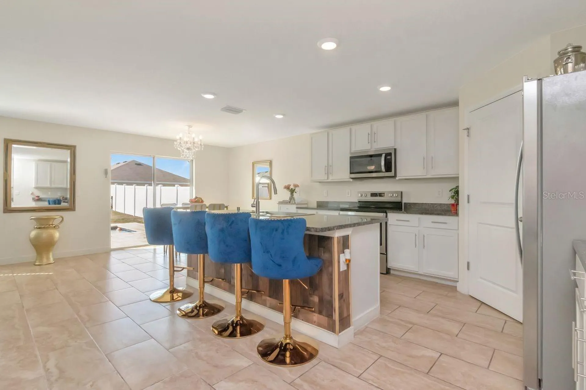 1103 Swaying Sawgrass Avenue Ruskin FL 33570