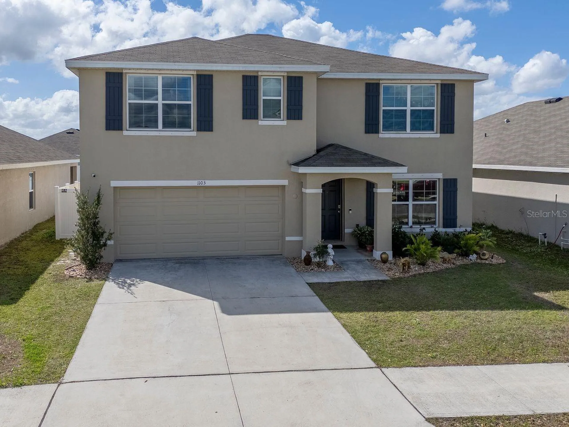 1103 Swaying Sawgrass Avenue Ruskin FL 33570
