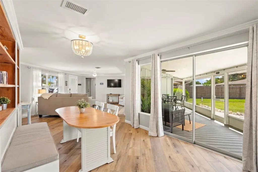 3165 Regatta Circle Sarasota FL 34231