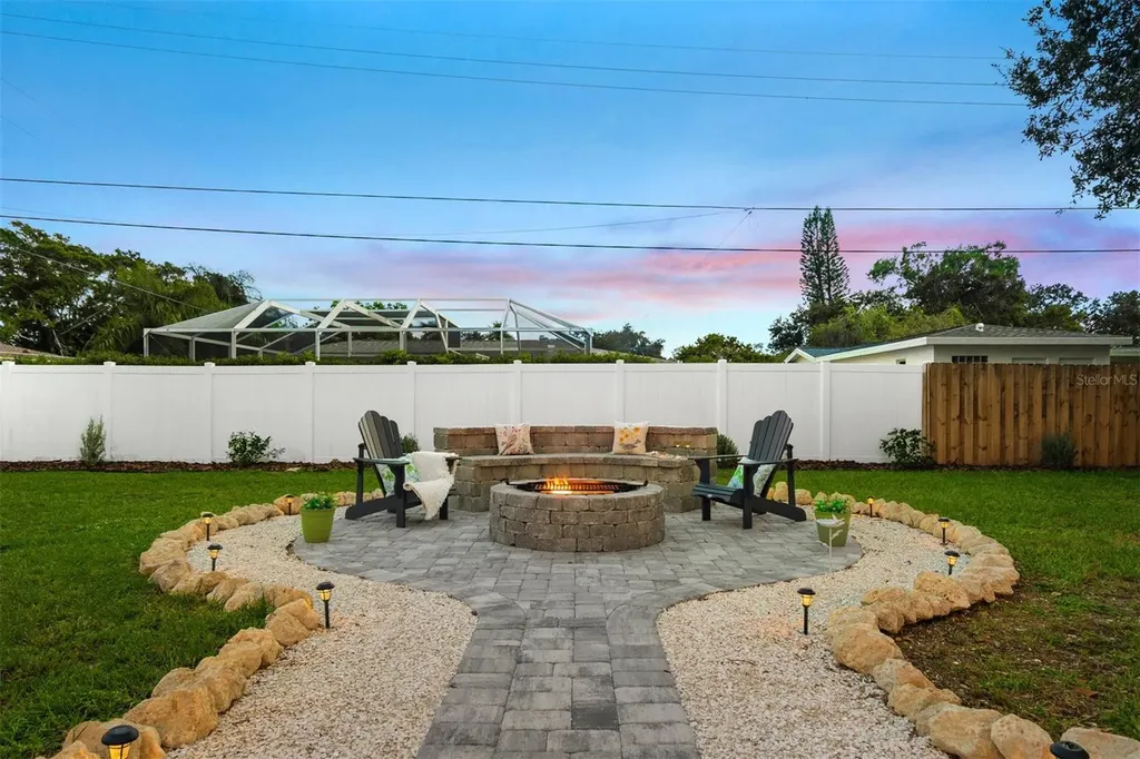 3165 Regatta Circle Sarasota FL 34231