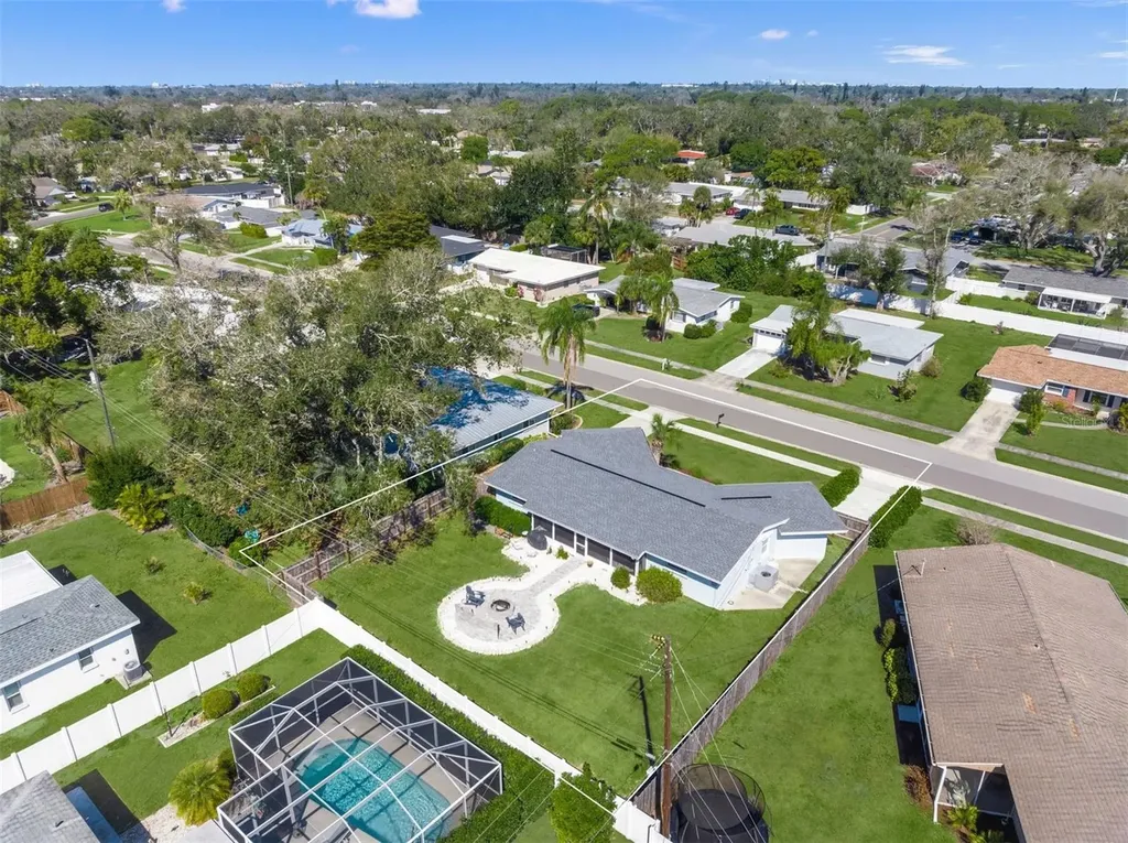 3165 Regatta Circle Sarasota FL 34231