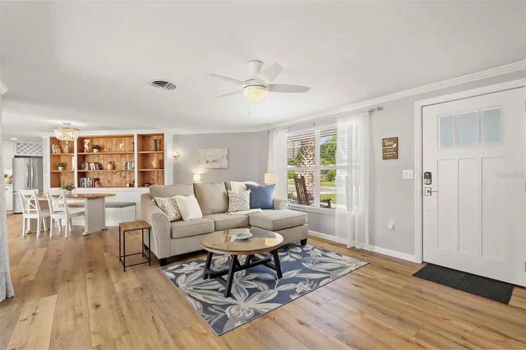 3165 Regatta Circle Sarasota FL 34231