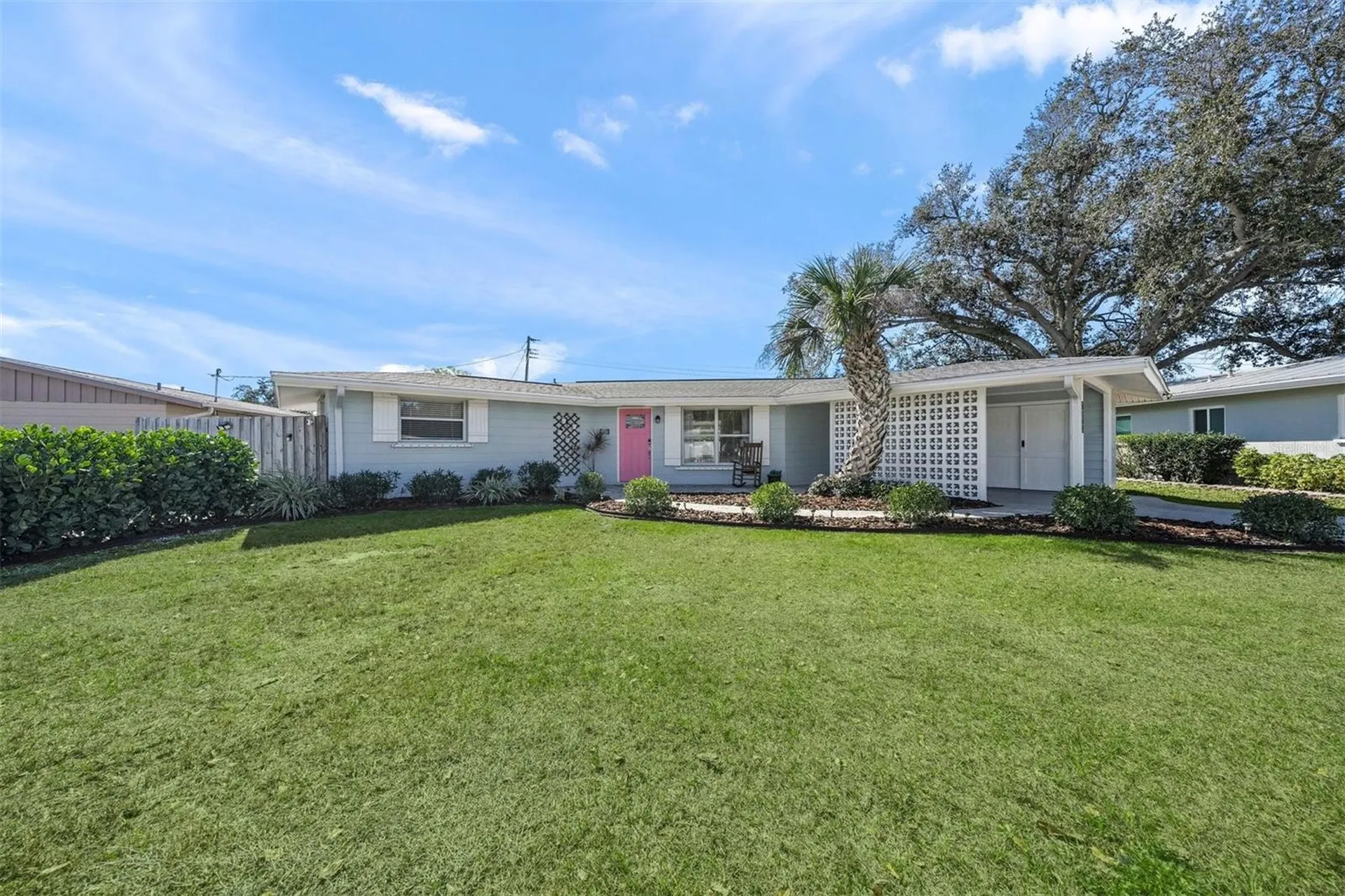 Sarasota FL, 3165 Regatta Circle